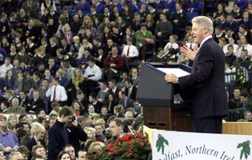 kiem tien gioi nhu cuu tong thong my bill clinton hinh anh 2