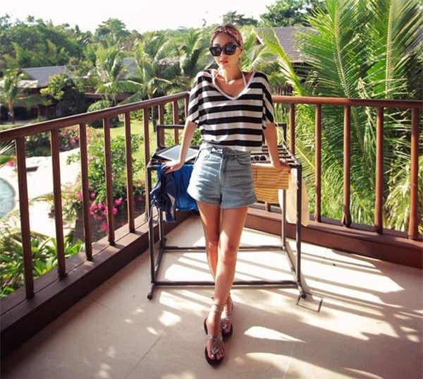 Đi biển chỉ cần diện thế này là đẹp