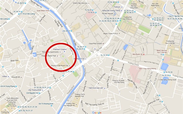 Dong nghit nguoi don ve khu mua sam duoi long dat hinh anh 14