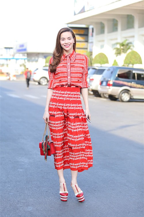 ha ho don he do ruc voi cay gucci 150 trieu dong - 4