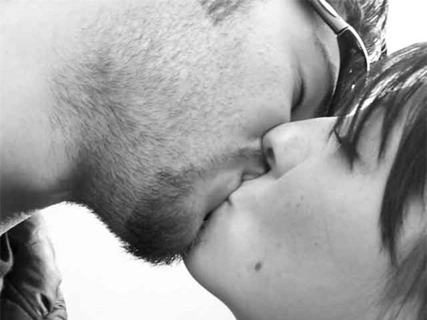 7 nụ hôn “không thử thì phí” cho các cặp đôi