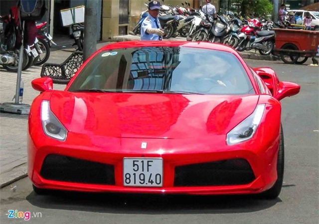 Sieu xe Ferrari 488 GTB mau do thu 2 tren 14 ty o Sai Gon hinh anh 2