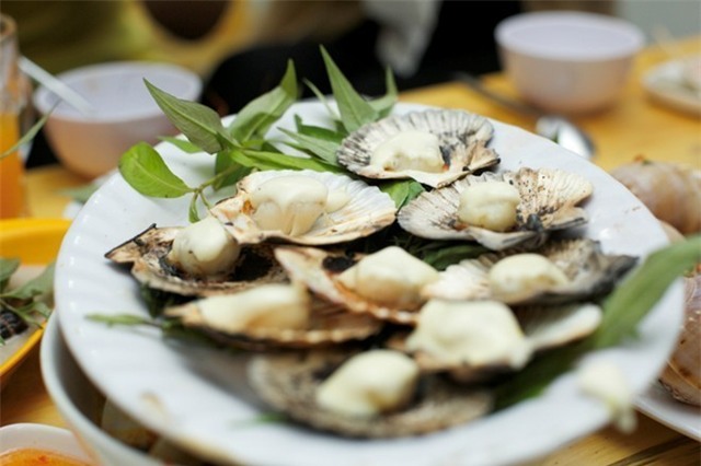 10 quan oc luon dong khach cua TP HCM hinh anh 4