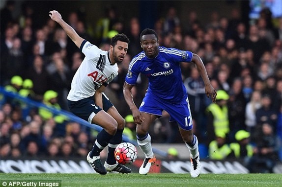 Chelsea hoa Tottenham 2-2, Leicester vo dich ngoai hang Anh  hinh anh 5