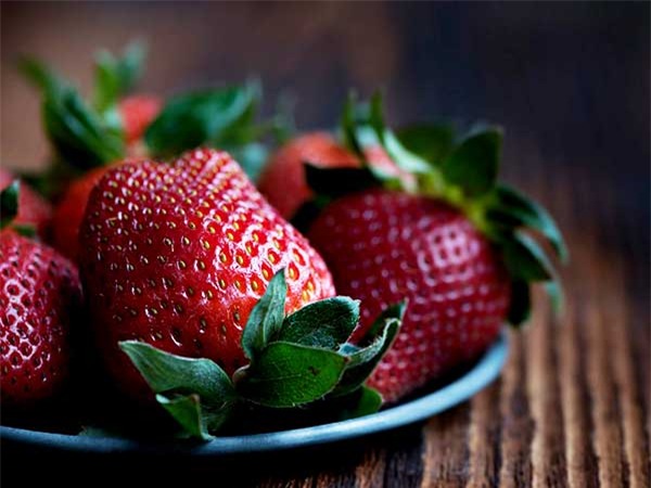 7 loai qua giup giai nhiet lan da mua he cuc hieu qua - 7