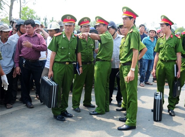 Can canh xe tai va cham xe khach, 4 nguoi chet  hinh anh 8