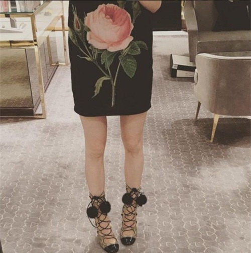 ha ho thay doi the nao sau khi yeu dai gia kim cuong? - 7