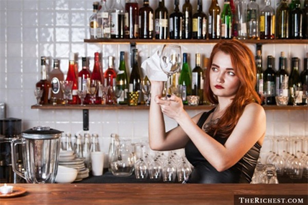 Những công việc kiếm nhiều tiền chỉ dành cho các hot girl