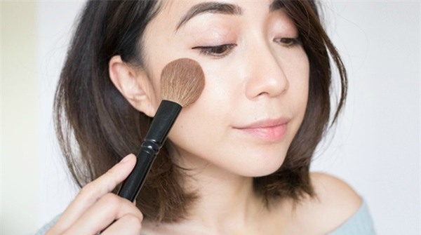 Muốn trang điểm chuyên nghiệp thì phải biết 9 mẹo này