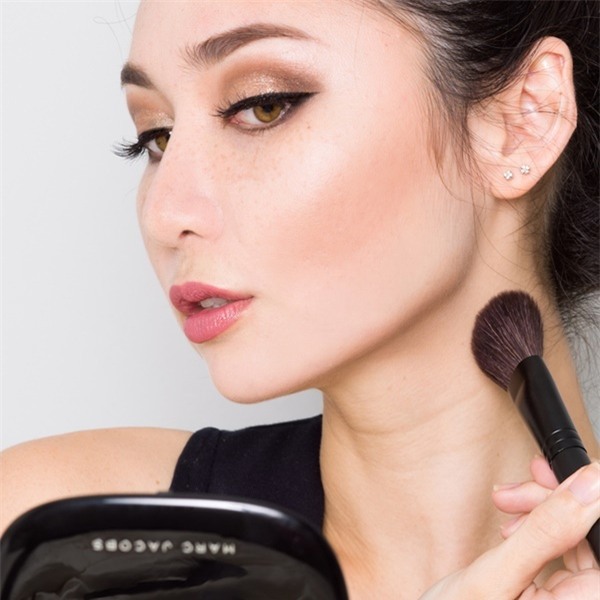 Muốn trang điểm chuyên nghiệp thì phải biết 9 mẹo này