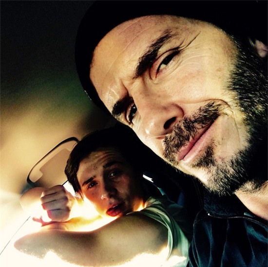 Becks và cậu cả Brooklyn một ngày trước sinh nhật lần thứ 41 của anh.