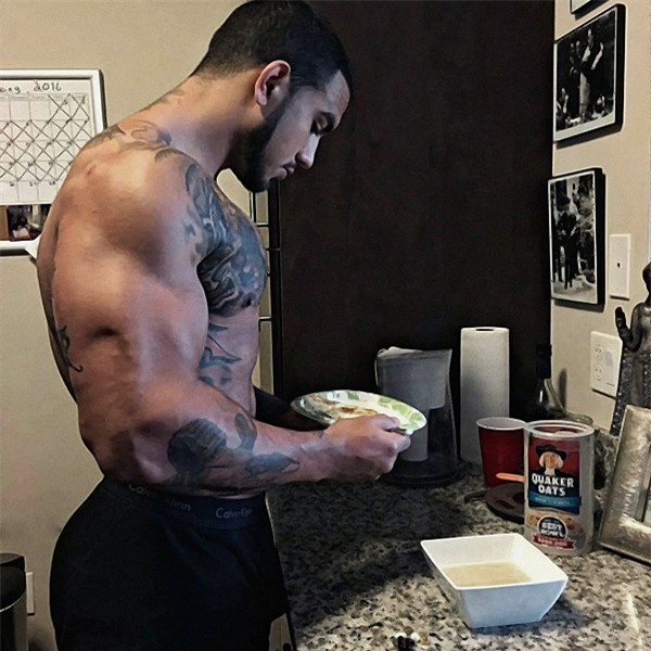 Chùm ảnh: Soái ca 6 múi vào bếp khiến các chị em phát cuồng - Ảnh 11.