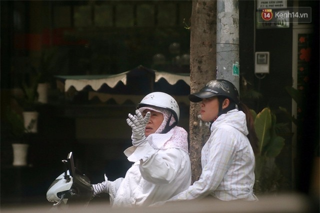 Đài khí tượng thuỷ văn: Chỉ số tia cực tím ở Sài Gòn đạt mức cực đỉnh, cảnh báo nguy cơ ung thư da - Ảnh 1.