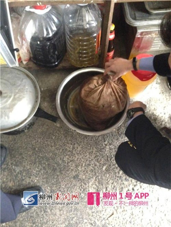 Sự thật kinh hoàng đằng sau những cơ sở nhận đặt đồ ăn qua mạng