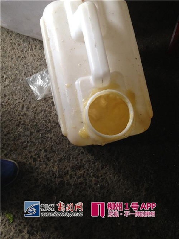 Sự thật kinh hoàng đằng sau những cơ sở nhận đặt đồ ăn qua mạng