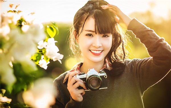 Cô bạn cũng đã từng tham gia chụp ảnh quảng cáo và đóng clip quảng cáo.