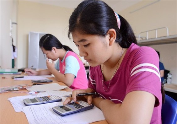 Hon 16.000 hoc sinh Ha Noi khong thi dai hoc hinh anh 1