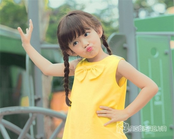 Con gái Hoa hậu Việt 1