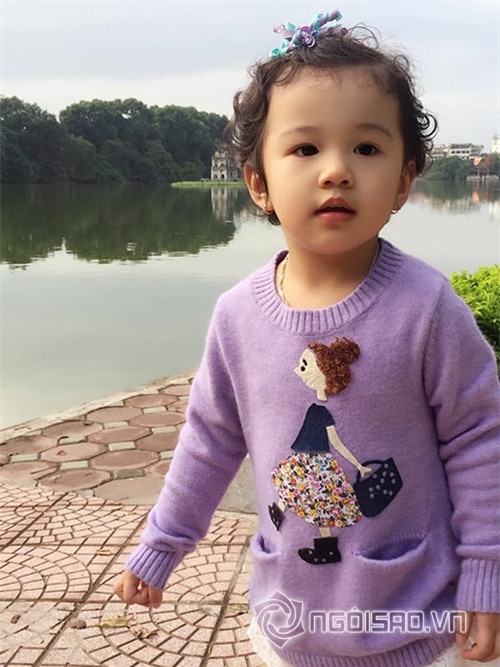 Con gái Hoa hậu Việt 2