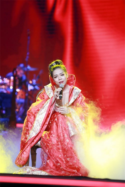 ha linh, ca si ha linh, ha linh an mac phan cam