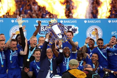 chum anh leicester vo oa trong ngay dang quang o premier league hinh anh 2