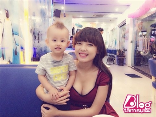 vo-le-hoang-tren-phim-ngoai-doi-khac-nhau-1-troi-1-vuc-blogtamsuvn8