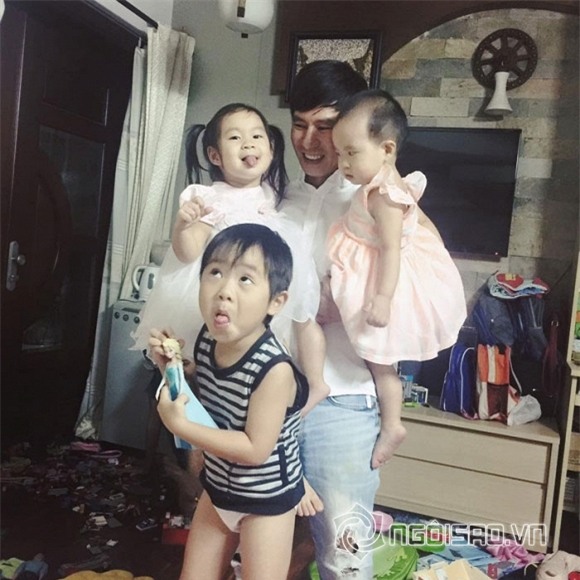 Nhóc tỳ nhà Lý Hải khóc như mưa khi biết mẹ sắp sinh em bé 1