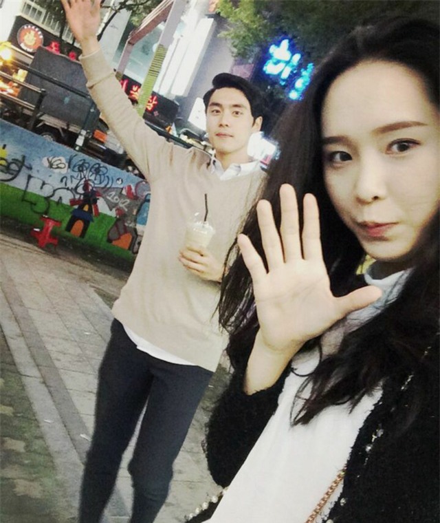 Soái ca mặc sơ mi trắng trong truyền thuyết đã xuất hiện ở Việt Nam rồi các chị em ơi! - Ảnh 21.