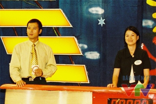 BTV Long Vũ - một bình luận viên thể thao được nhiều khán giả yêu mến. Không chỉ vậy, anh còn được biết tới trong vai trò MC của chương trình Chiếc nón kỳ diệu.