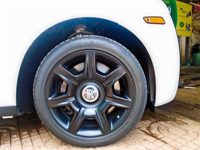 Rolls-Royce Ghost do la mat o Sai Gon hinh anh 6