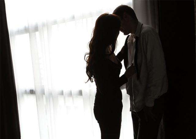 Tôi cảm thấy tội lỗi nhưng không thể dừng lại