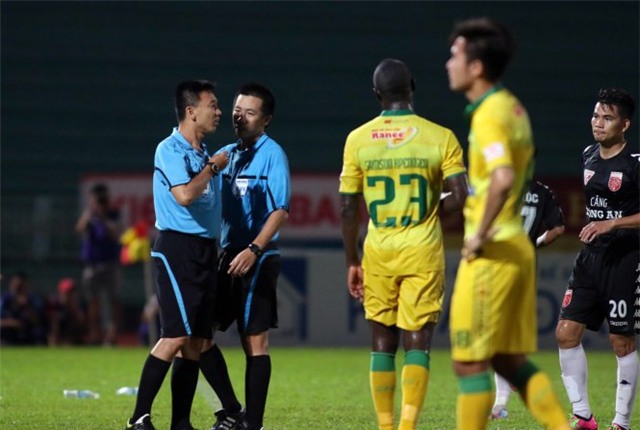 bi hai chuyen trong tai fifa cua v.league hinh anh 1