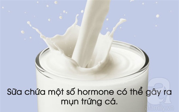 thực phẩm mùa hè gây mụn