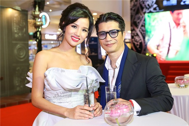 Quy Binh - Minh Hang tinh tu tren tham do hinh anh 10