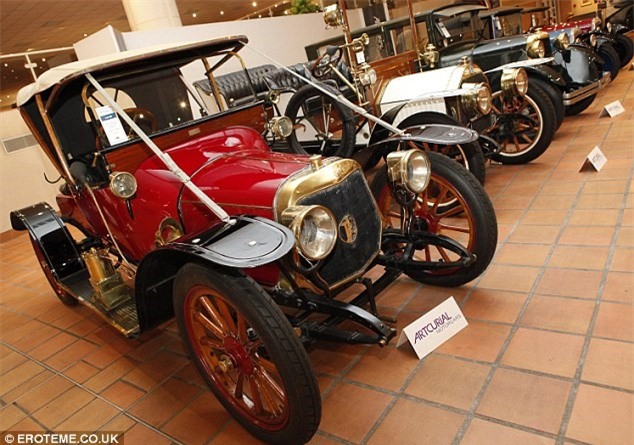 Bo suu tap xe co xa xi hoang tu Monaco tung so huu hinh anh 4