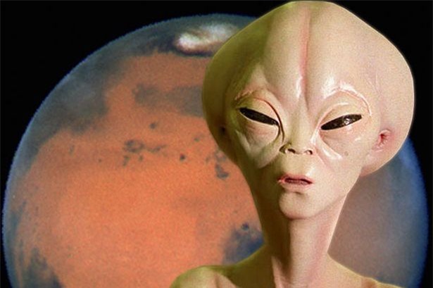 Tối nay, NASA có thể sẽ công bố thông tin về sự sống ngoài hành tinh - Ảnh 2.
