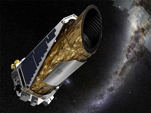 Tối nay, NASA có thể sẽ công bố thông tin về sự sống ngoài hành tinh - Ảnh 3.