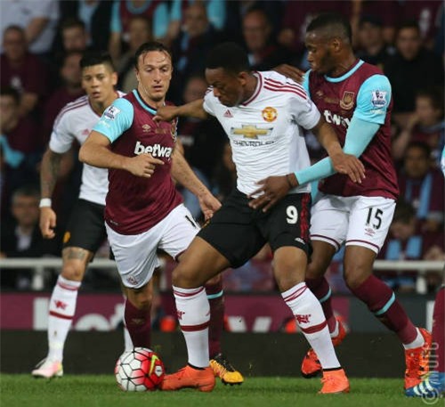 West Ham - MU: Cuộc rượt đuổi nghẹt thở - 1
