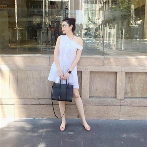 cham diem vay ao cua 2 a hau hot nhat vbiz - 10