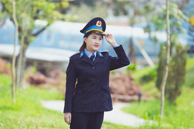 10 nhan sắc xinh đẹp nhất trường Tư pháp - Ảnh 19.