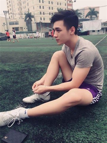 Anh công an Việt có vẻ đẹp tiểu mỹ thụ được phái nữ truy lùng trên mạng xã hội - Ảnh 2.