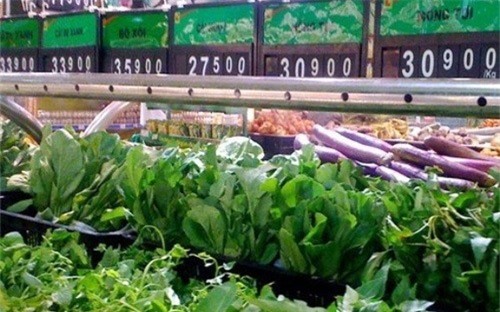 Kiem tra sieu thi Metro Thang Long, phat hien nhieu rau thoi hinh anh 1