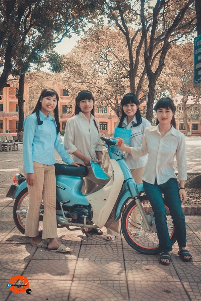 ảnh kỷ yếu, ảnh kỷ yếu thời bao cấp