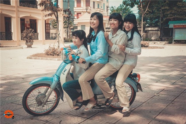 ảnh kỷ yếu, ảnh kỷ yếu thời bao cấp