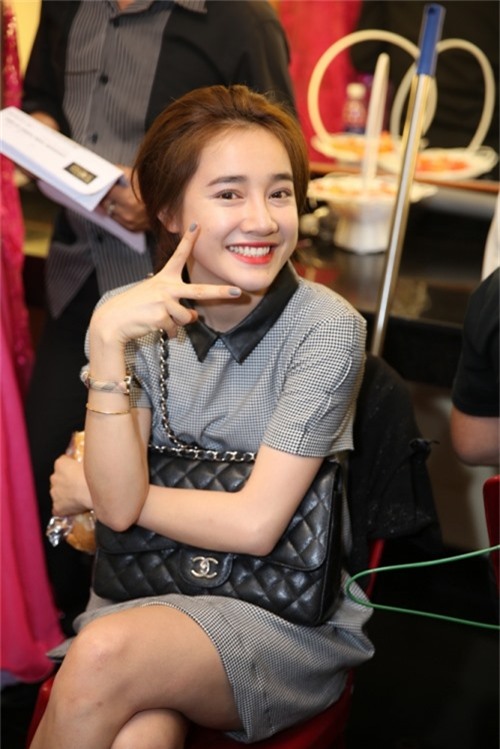 chan-nha-phuong-truoc-va-sau-photoshop-blogtamsuvn5