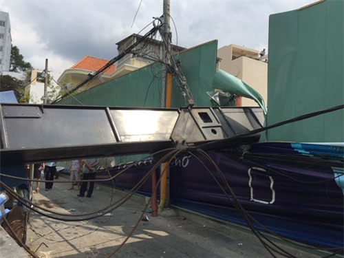 sập cần cẩu, trường mầm non, học sinh