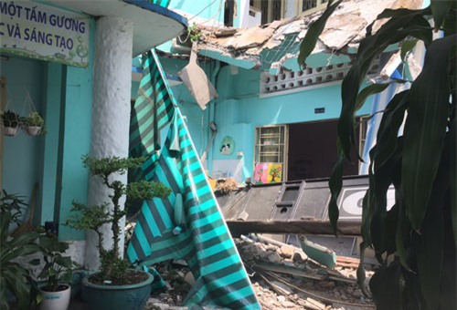 sập cần cẩu, trường mầm non, học sinh