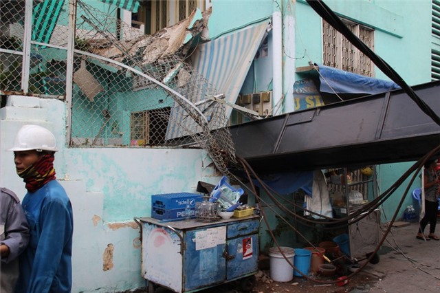 sập cần cẩu, quận 10, phụ huynh, trường mầm non