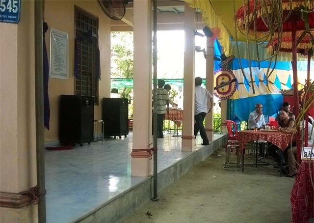 Gia đình đang lo hậu sự cho nạn nhân. Ảnh: Điền Quang.