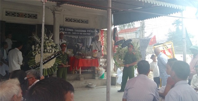 Truy bắt hai nghi can trộm chó, chiến sĩ công an trẻ tử vong